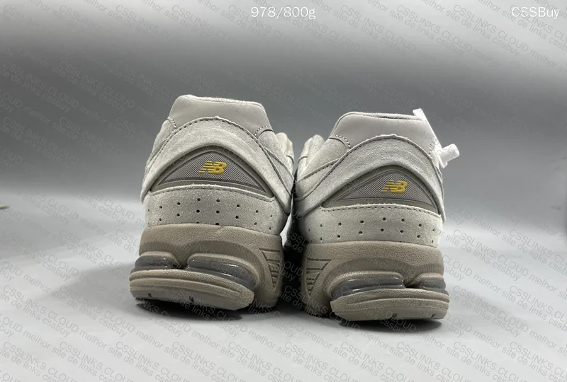 New Balance 2002R GL??? 3