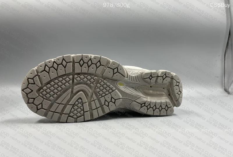 New Balance 2002R GL??? 5