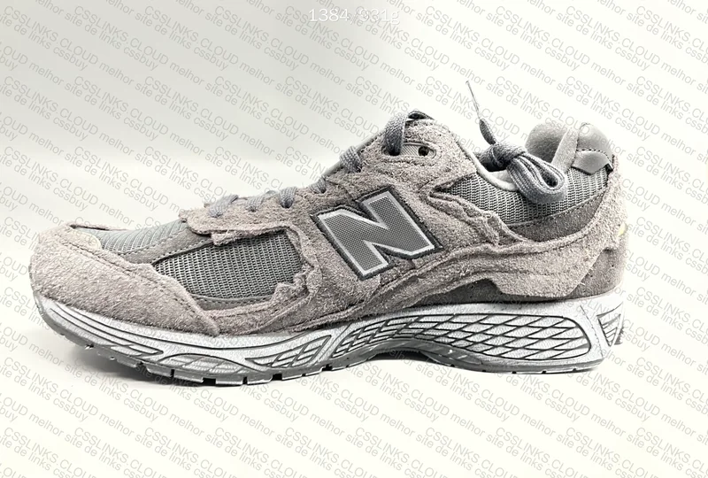 New Balance 2002r Phantom 2