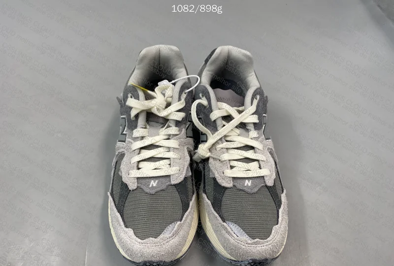 New balance 2002r protection pack
