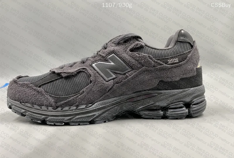 New Balance 2002R Protection Pack “Phantom” 4