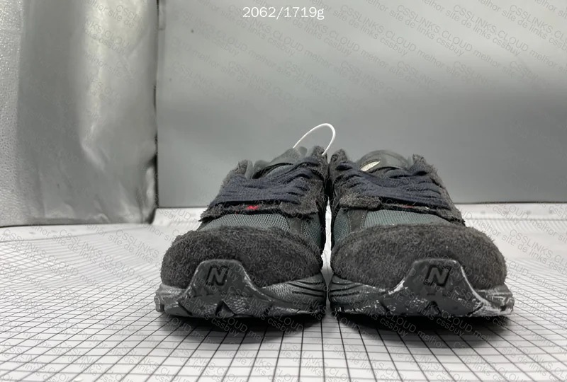 New Balance 2002R Protection Pack Phantom - BLIND BOX 9
