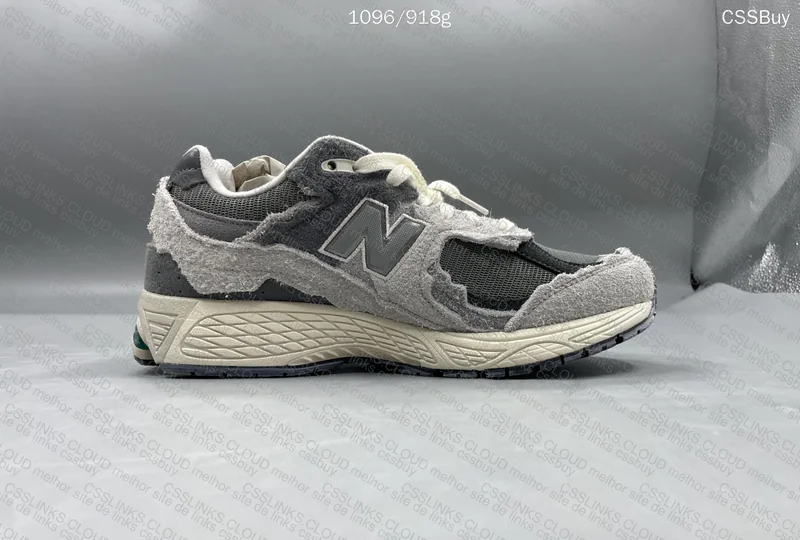 NEW BALANCE 2002R - PROTECTION PACK RAIN CLOUD 4
