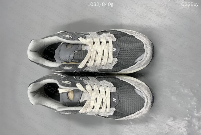 New Balance 2002r "Rain Cloud" 2