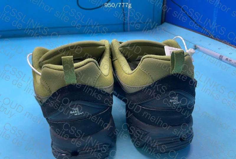 New Balance 2002r x The Basement - Moss Green 6