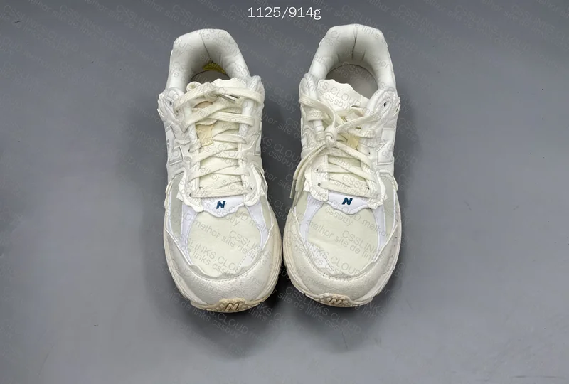 New Balance 2002r ZC