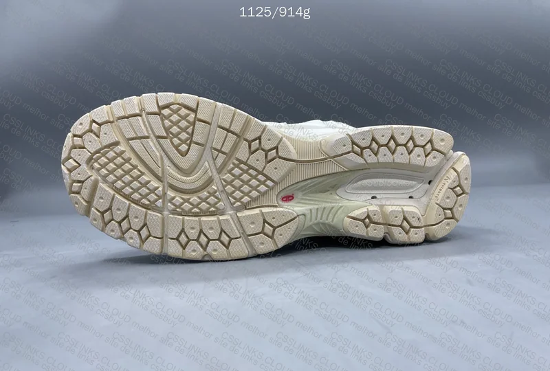 New Balance 2002r ZC 10