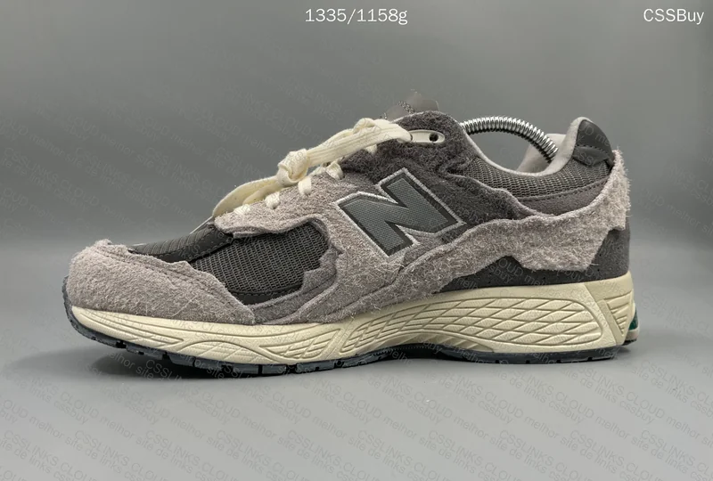 New Balance 2002R ZOK 4