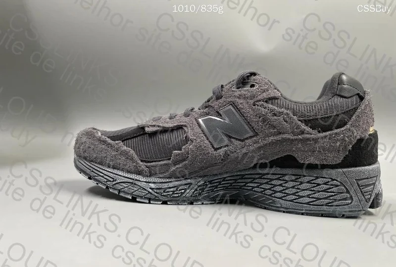 New Balance 2002RProtection Pack Phantom
