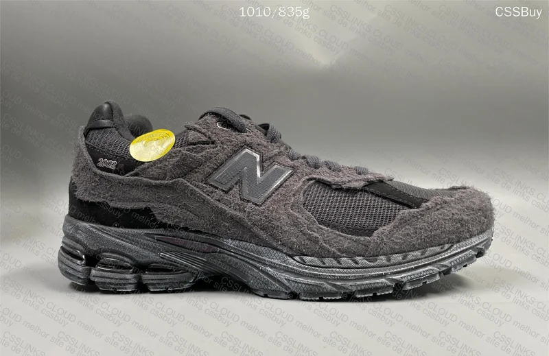 New Balance 2002RProtection Pack Phantom 2