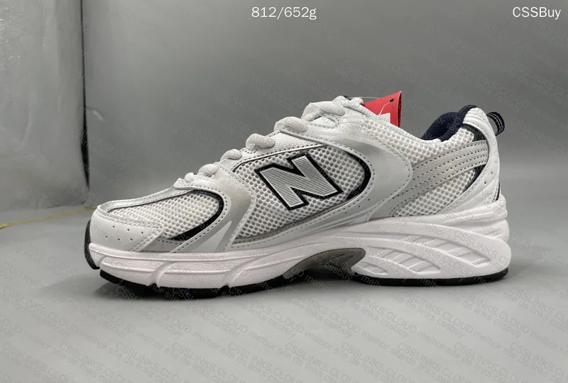 New Balance 530 7