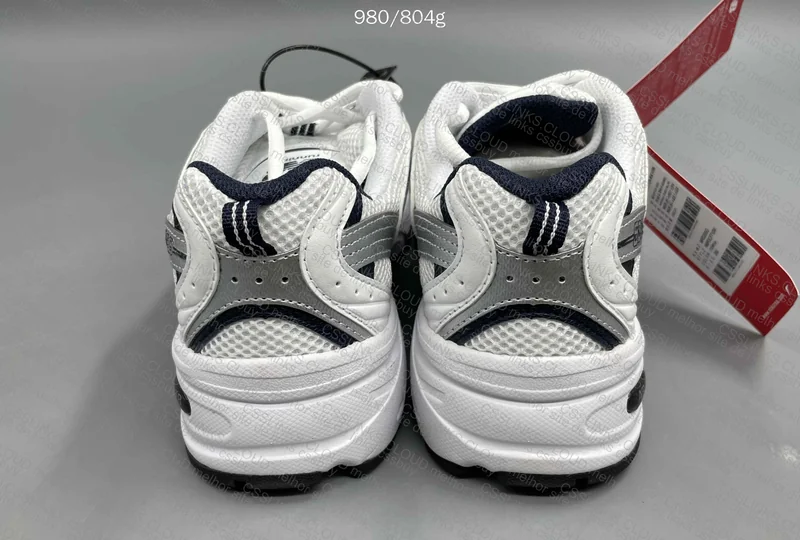 New Balance 530 6