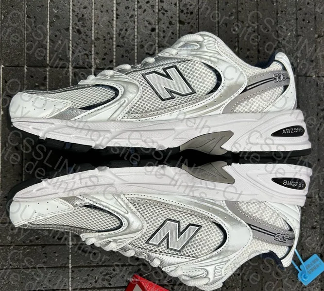 New Balance 530