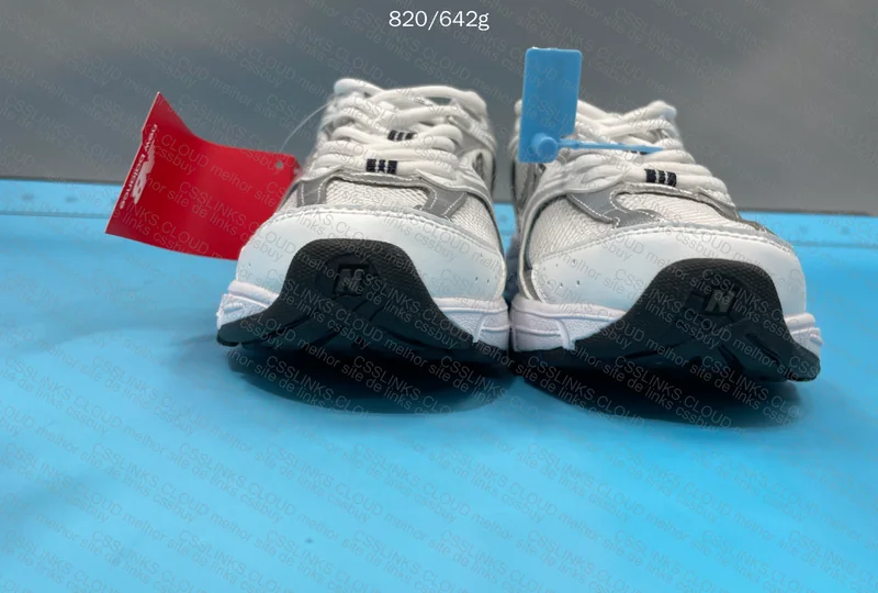 New Balance 530 4