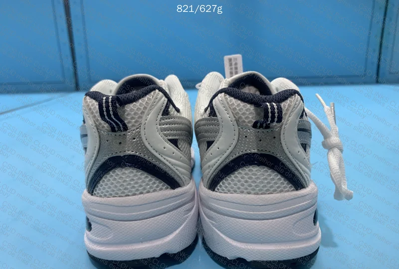 NEW BALANCE 530