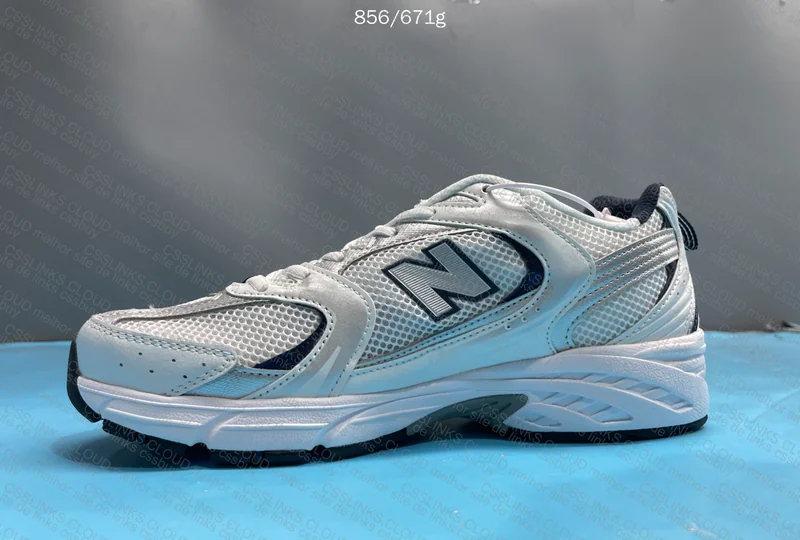 NEW BALANCE 530 8