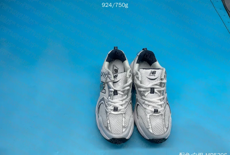 New Balance 530 3
