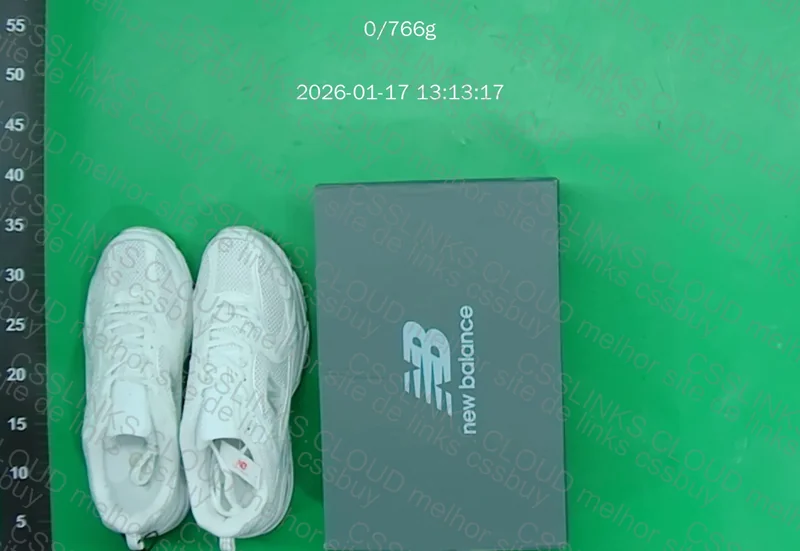 New Balance 530 9