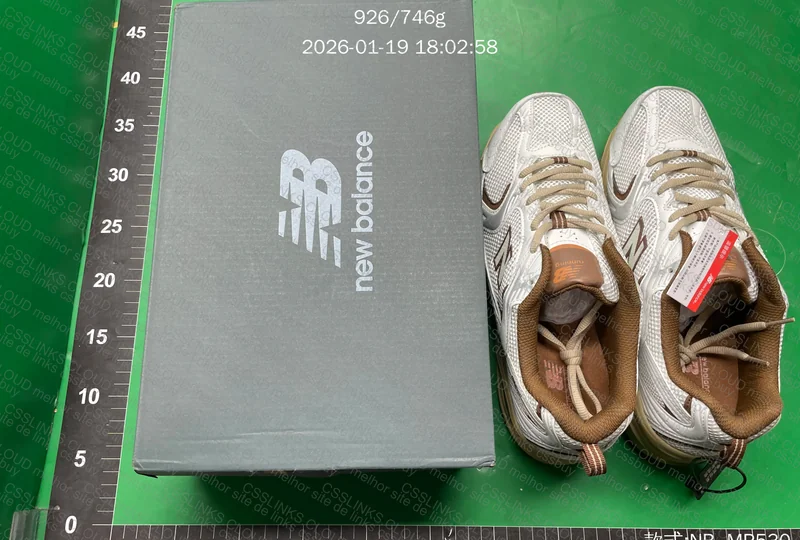 NEW BALANCE 530 7