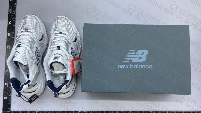New Balance 530 3