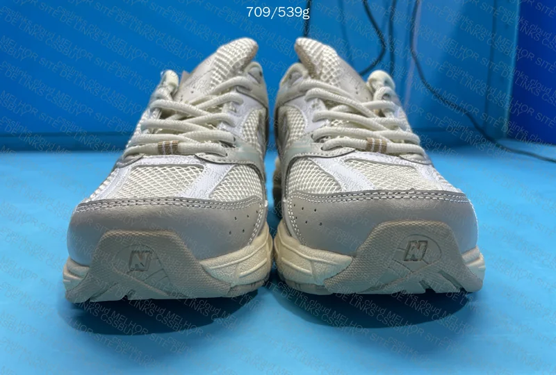 New Balance 530 Beige AA 8