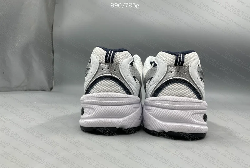 New Balance 530 *With Measurements (WWTOP)