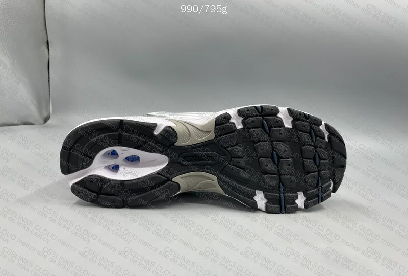 New Balance 530 *With Measurements (WWTOP) 2