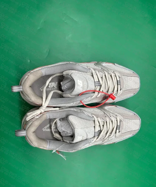NEW BALANCE 530 GL??