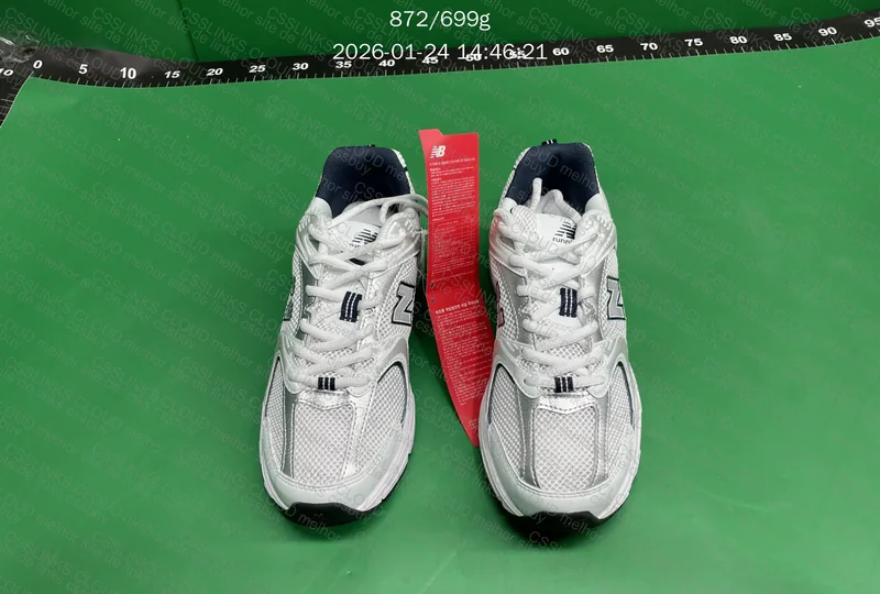 New Balance 530 Silver