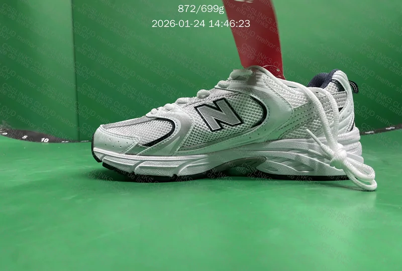New Balance 530 Silver 4