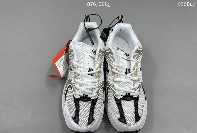 New Balance 530 White Gold Black
