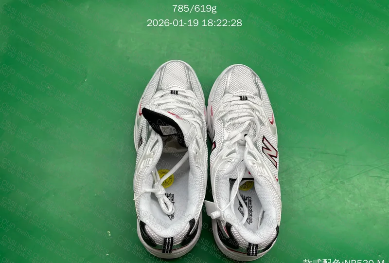 NEW BALANCE 530 WHITE SILVER RED
