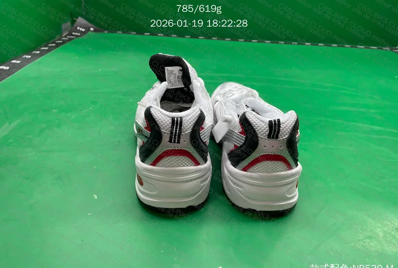 NEW BALANCE 530 WHITE SILVER RED 2