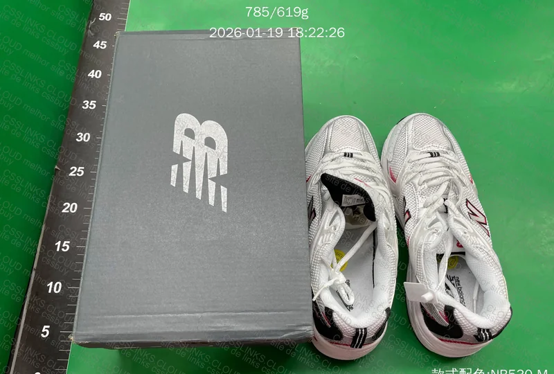 NEW BALANCE 530 WHITE SILVER RED 5