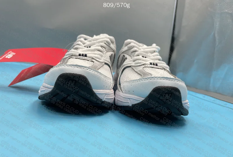 New Balance 530/NB 530 + Brinde - 180y