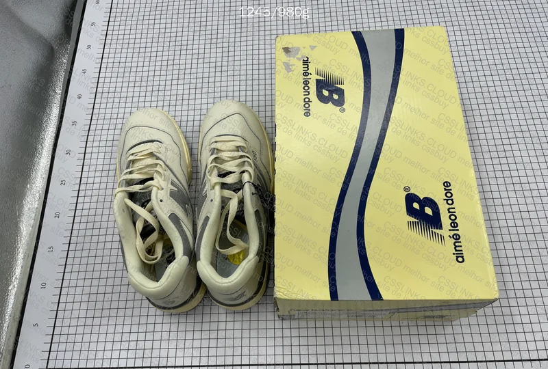 New Balance 550 5