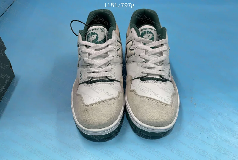New Balance 550 4