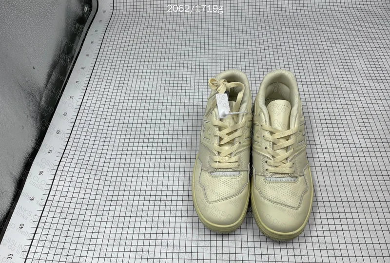 New Balance 550 (Does Anyone Know the Colorway?)