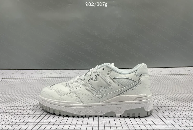 New Balance 550 - White and Grey 6