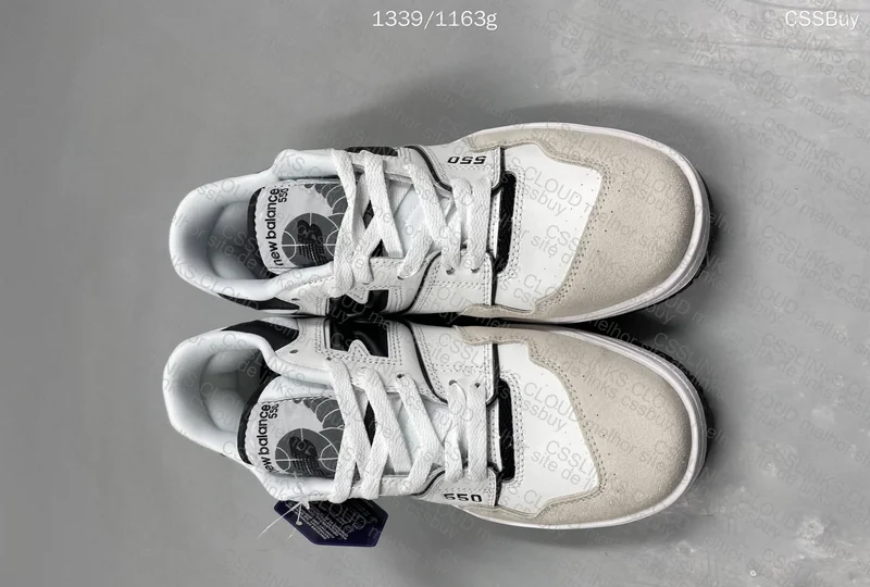 New Balance 550 Sea Salt Black