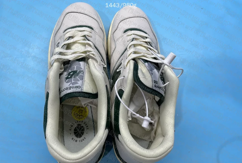 New Balance 550 Sea Salt Hunter Green 4