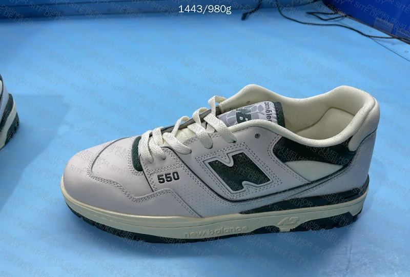 New Balance 550 Sea Salt Hunter Green 8