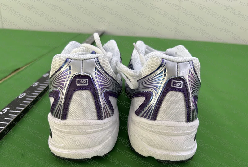 New Balance 740 2