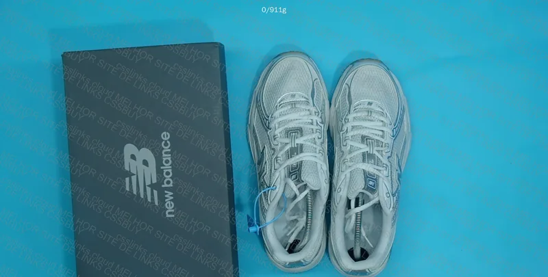 New Balance 740 - Silver White