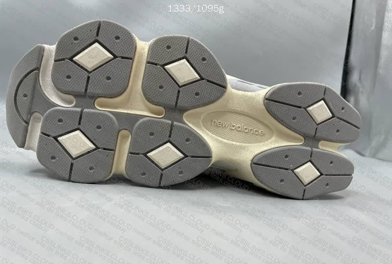 New Balance 9060 10