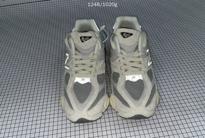 New Balance 9060 7