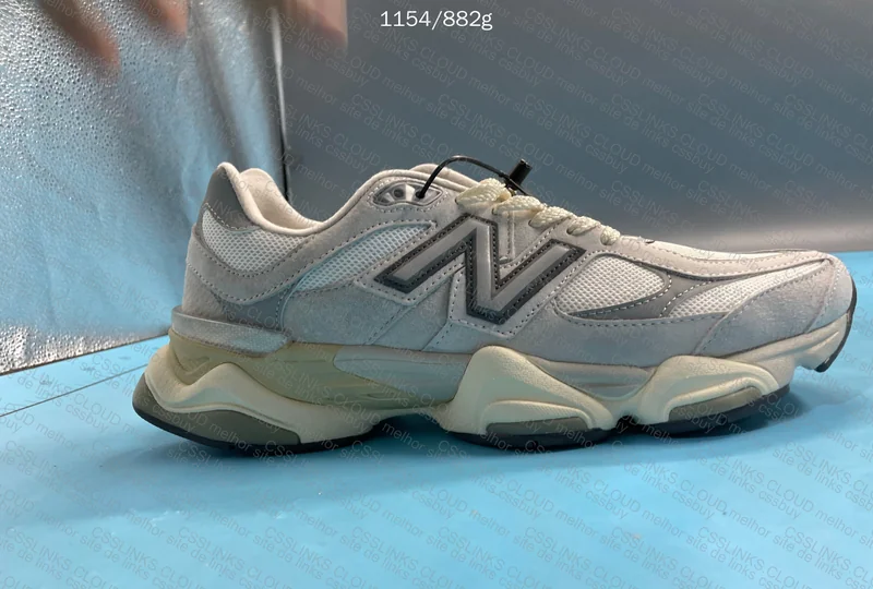 NEW BALANCE 9060 8