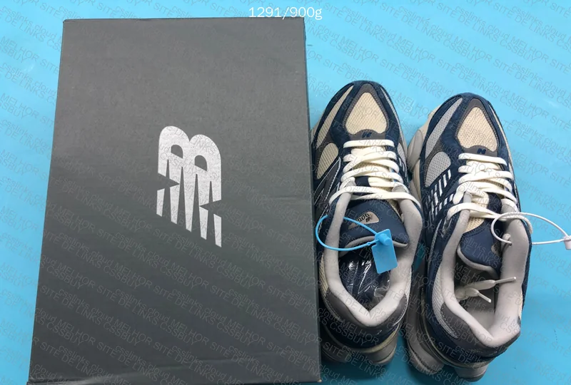New Balance 9060