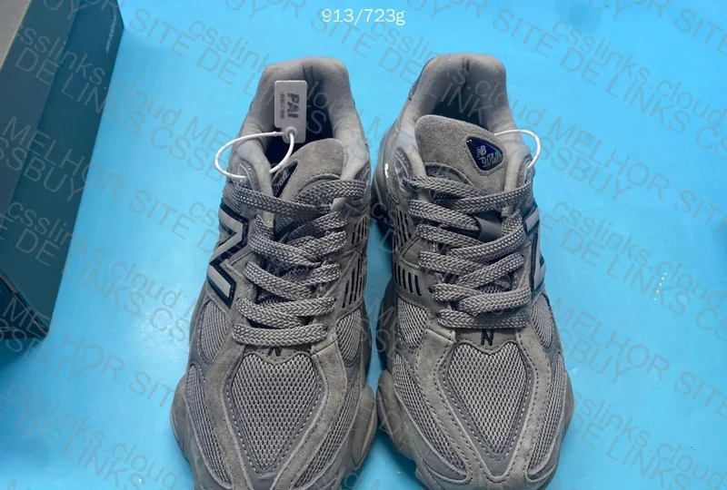 NEW BALANCE 9060 . 3