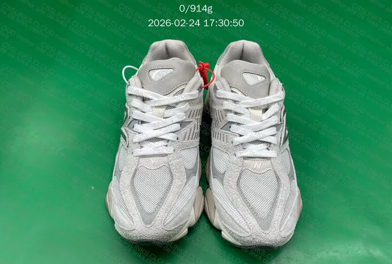 New Balance 9060